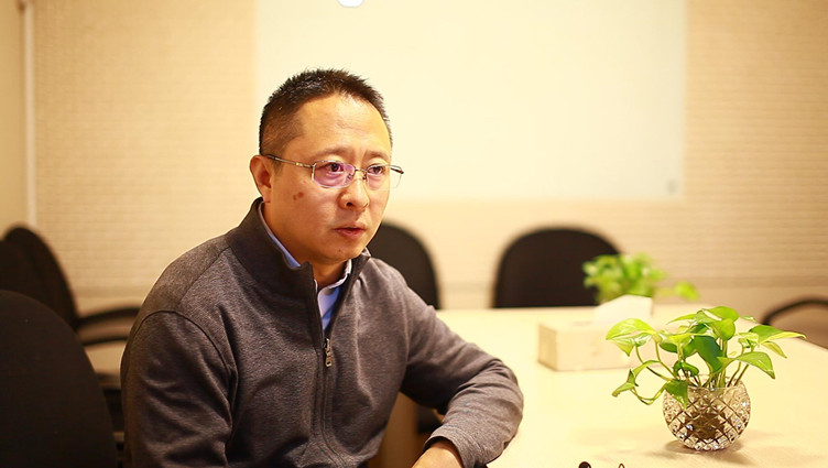 王小龙