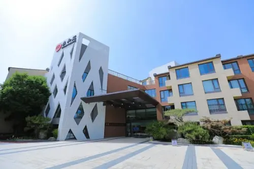 乐成养老双桥恭和苑|直击养老康复痛点，五星级个性化照护解难题